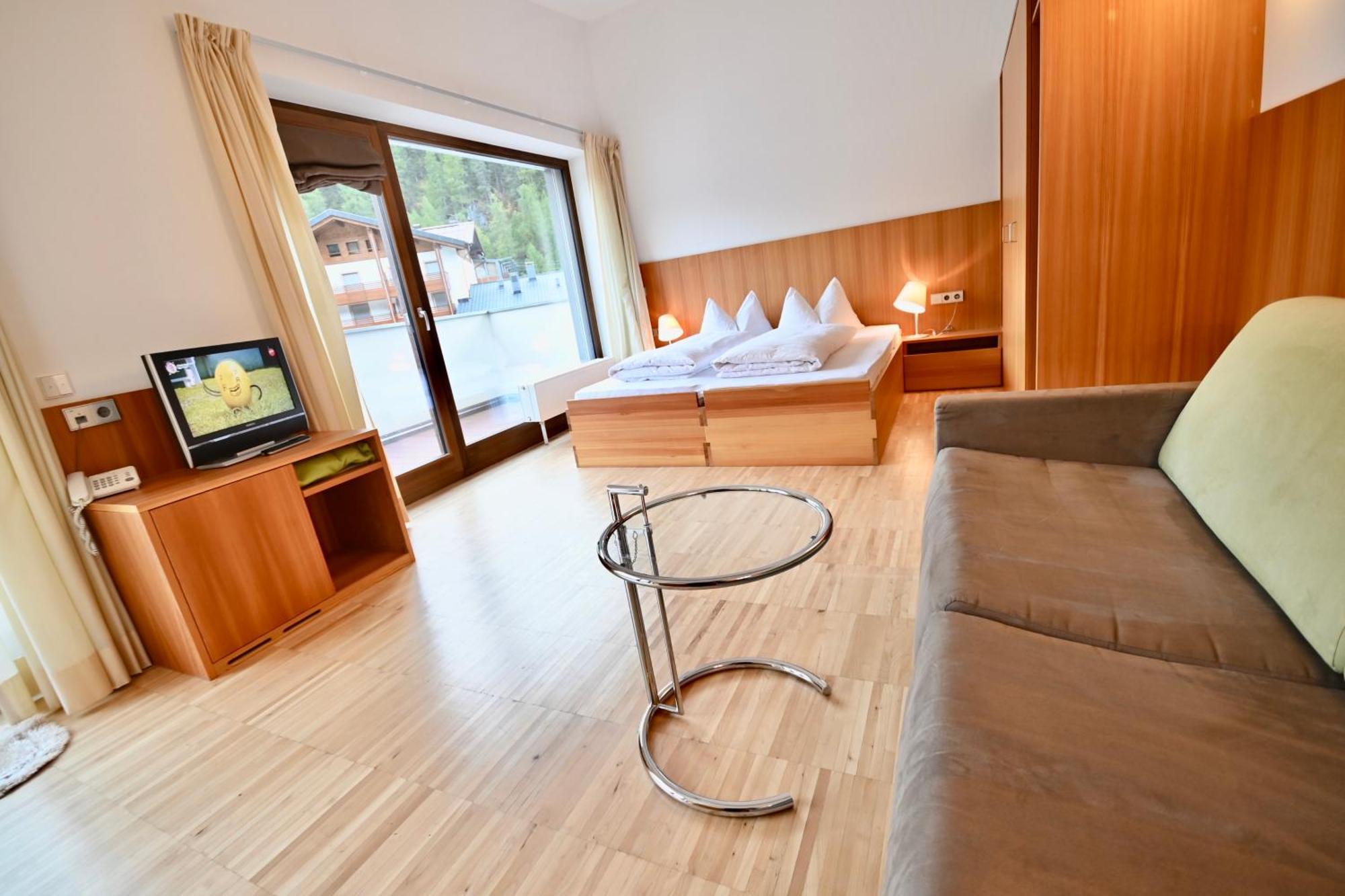 Bed & Breakfast Hotel Nives Solda Ruang foto