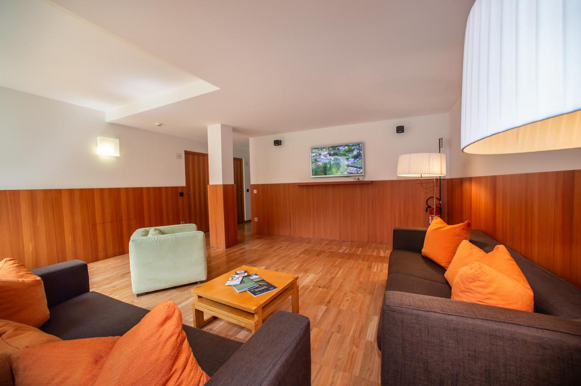 Bed & Breakfast Hotel Nives Solda Bagian luar foto