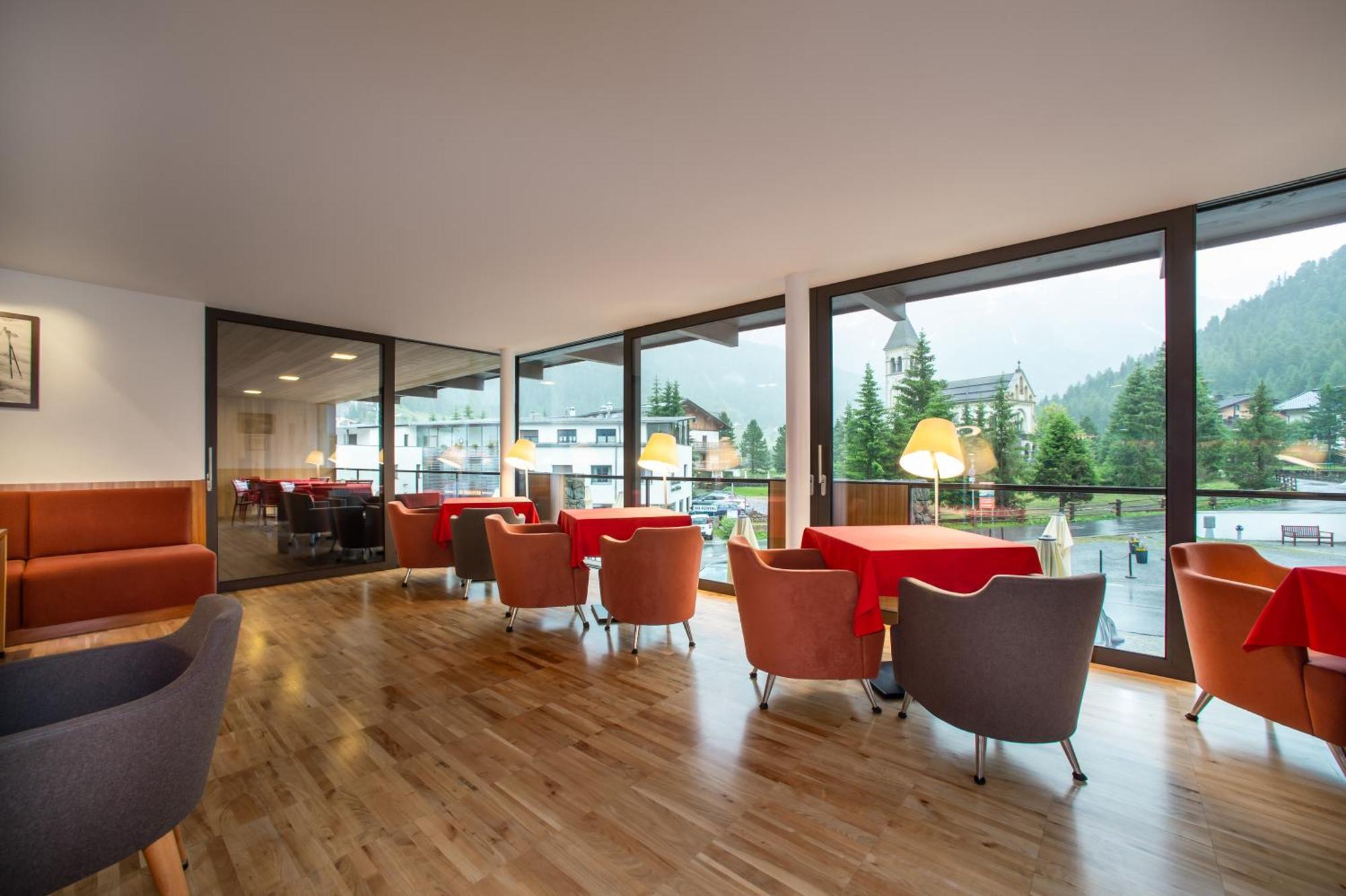 Bed & Breakfast Hotel Nives Solda Bagian luar foto