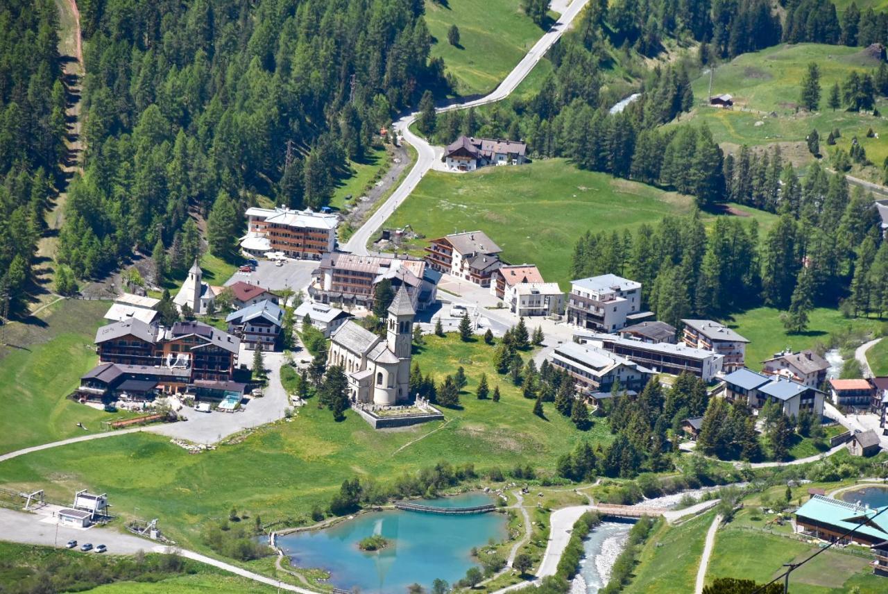 Bed & Breakfast Hotel Nives Solda Bagian luar foto