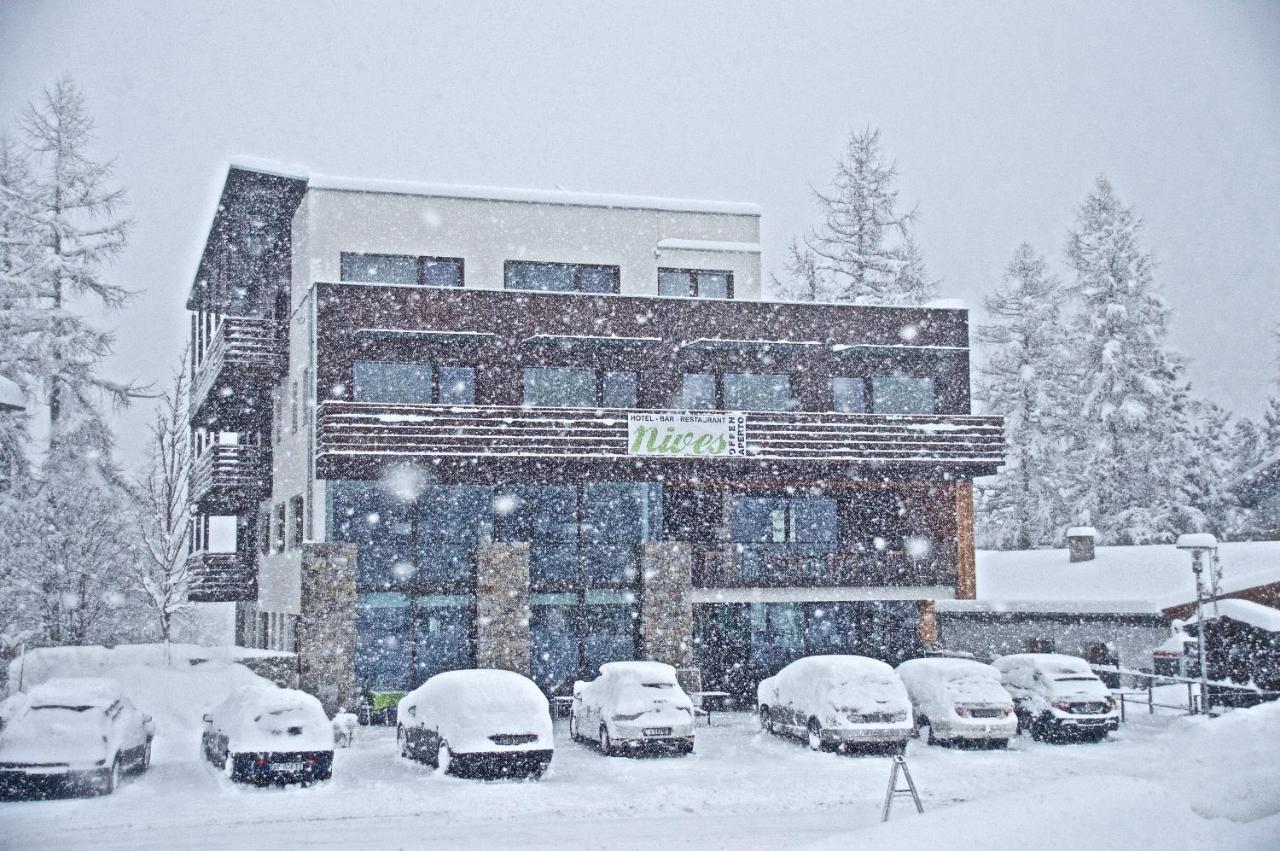 Bed & Breakfast Hotel Nives Solda Bagian luar foto